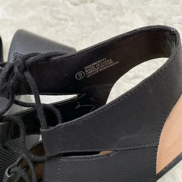 George - Block Heeled Lace Up  Sandals - Picture 4 of 5